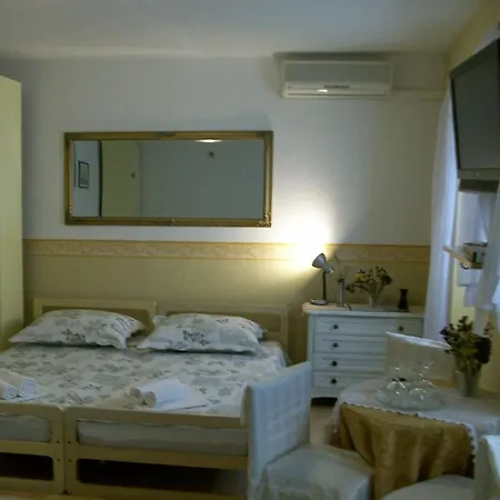Guest house & Marija